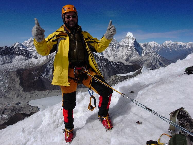 世界の最高点エベレスト頂上を目指して 其の 順化登山でアイランドピークへ